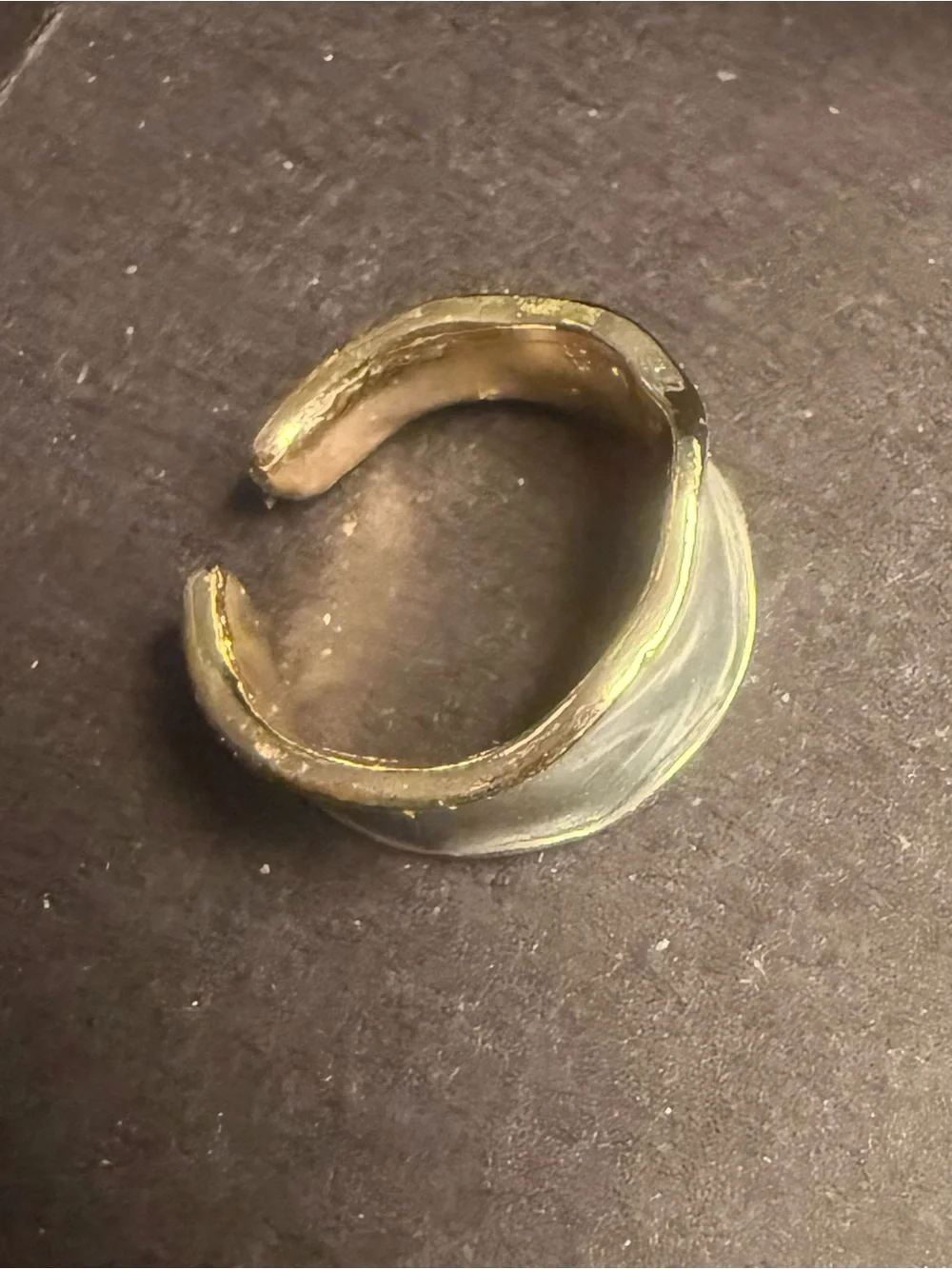 Handcrafted Gray Wave Band Ring - Unbranded